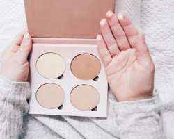 She endorses Anastasia Beverly Hills Nordic cosmetic products through her Instagram and YouTube channel.